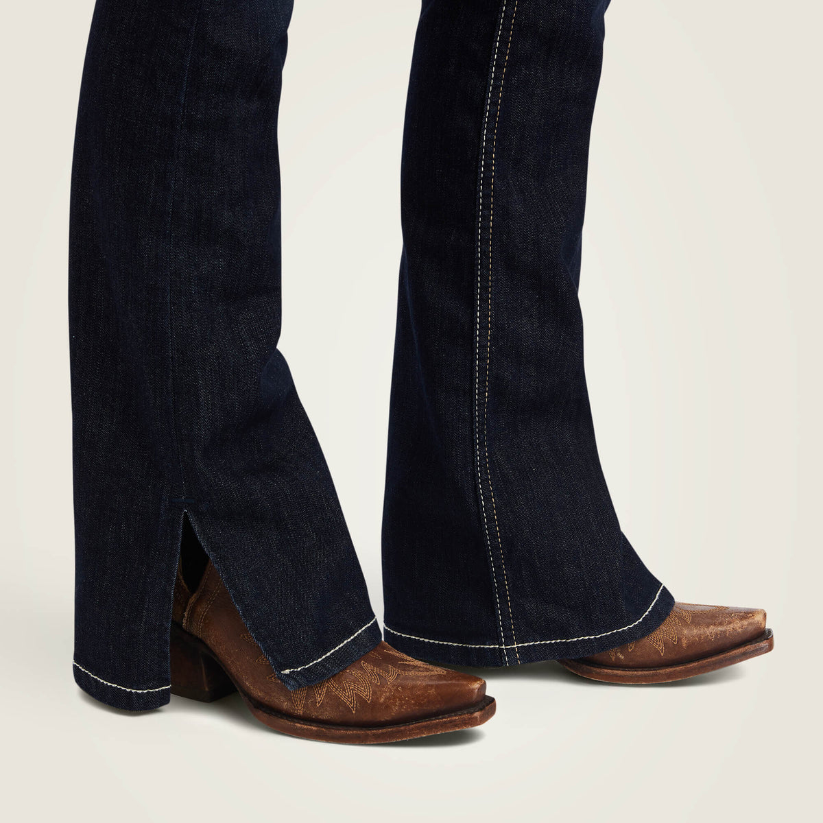 Ariat Best Price R.E.A.L. Perfect Rise Arrow Danna Boot Cut Jean