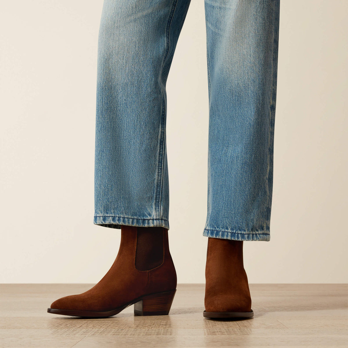 Ariat Premium Ultra High Rise Cheyenne Yoke Tomboy Straight Leg Jean