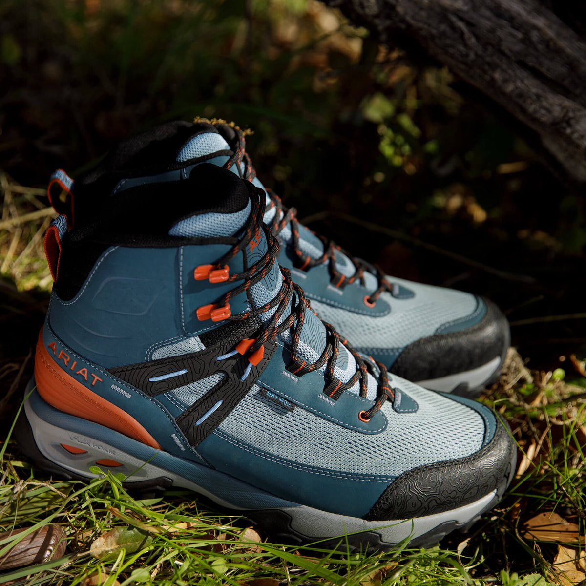 Ariat Classic Traverse Mid Waterproof Hiking Boot