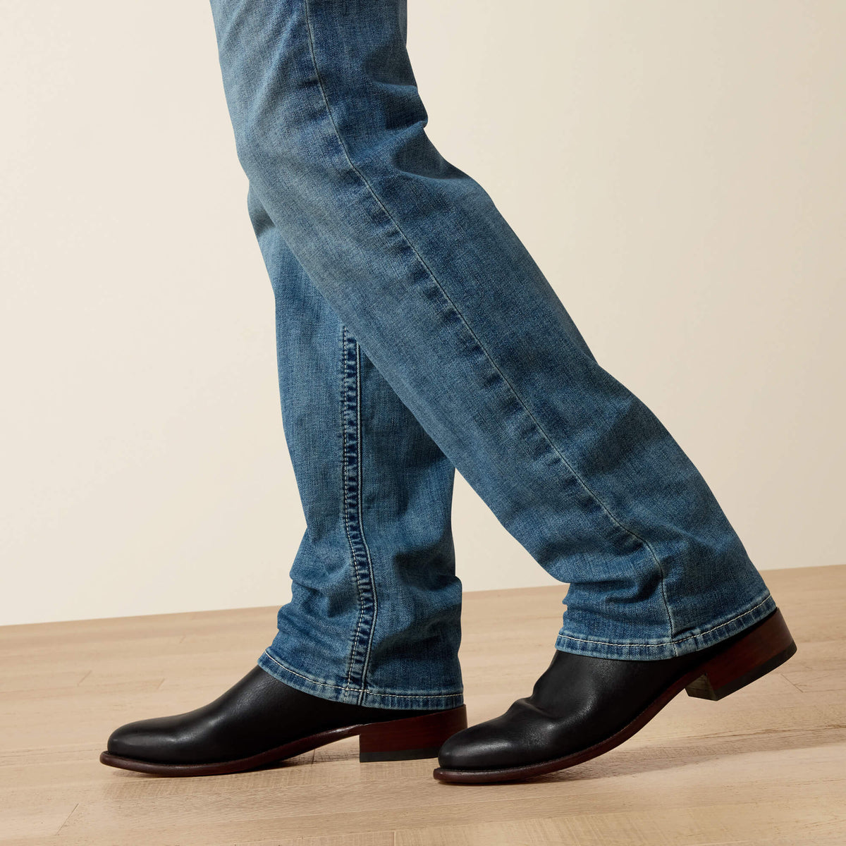 Ariat Great Value M7 Slim Wessley Straight Jean