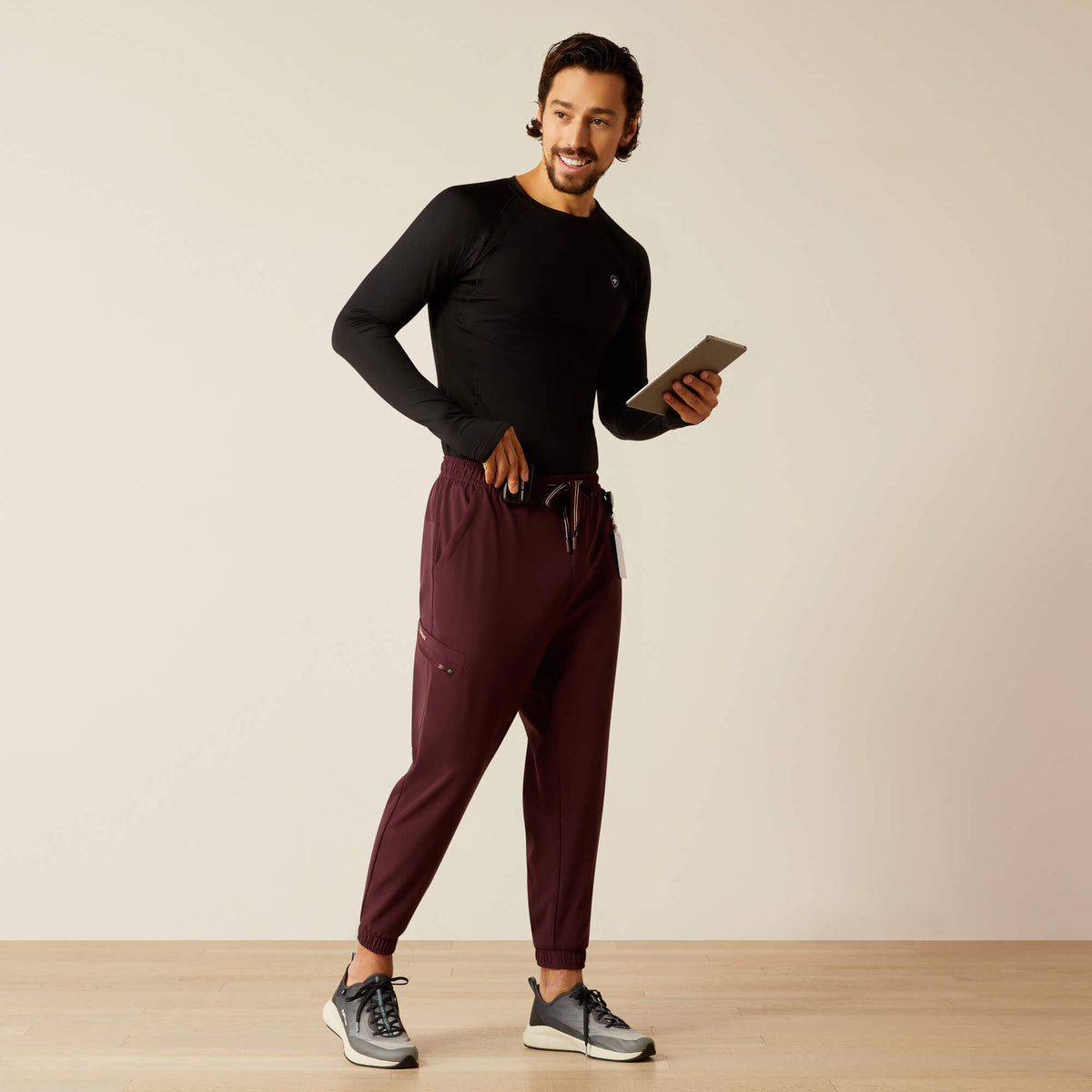 Ariat Essential Drew Cargo Stretch Jogger Scrub Pant