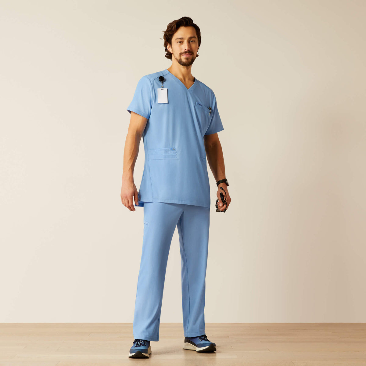 Ariat Best Price Derham 6 Pocket Scrub Top
