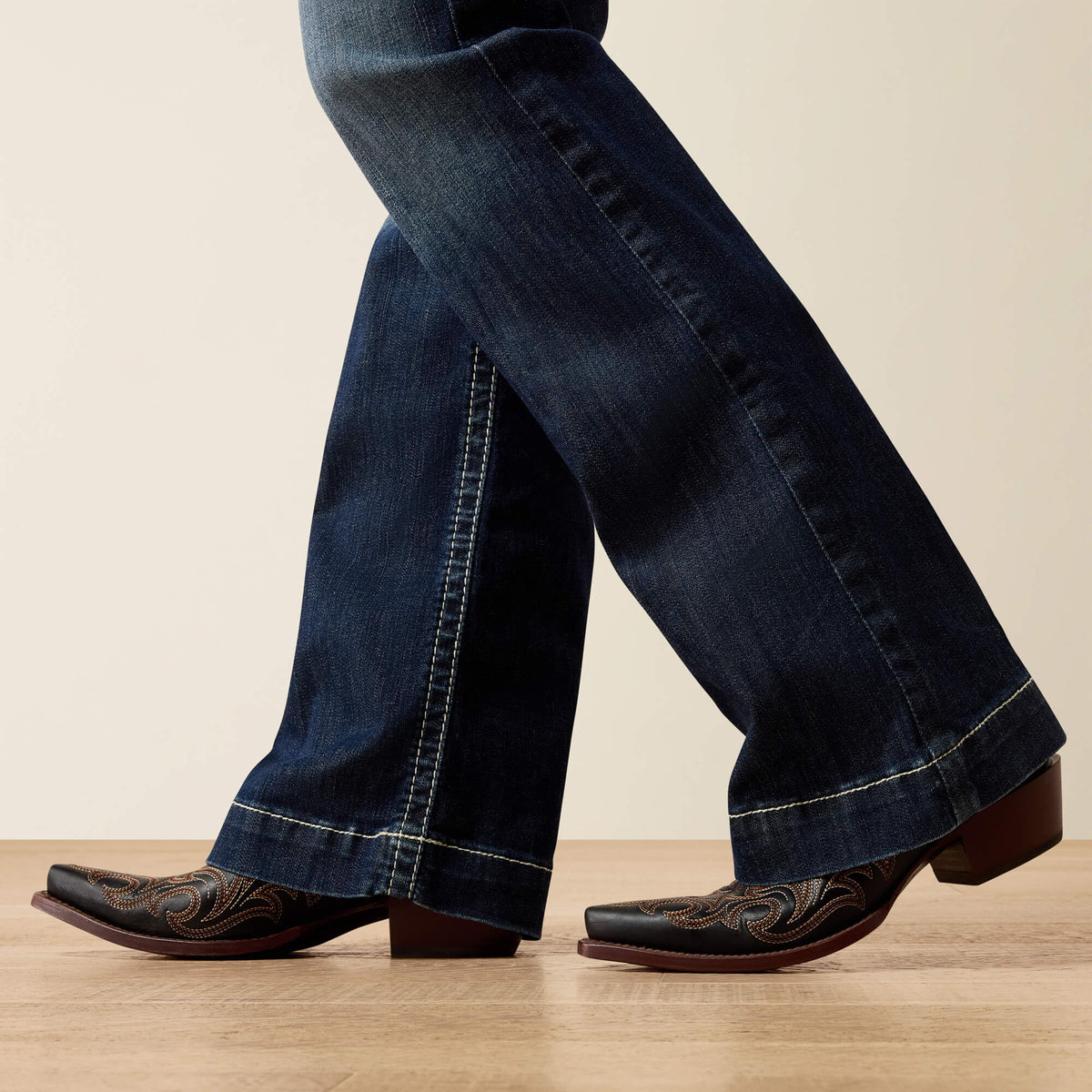 Ariat Signature Mid Rise Entwined Trouser Jeans