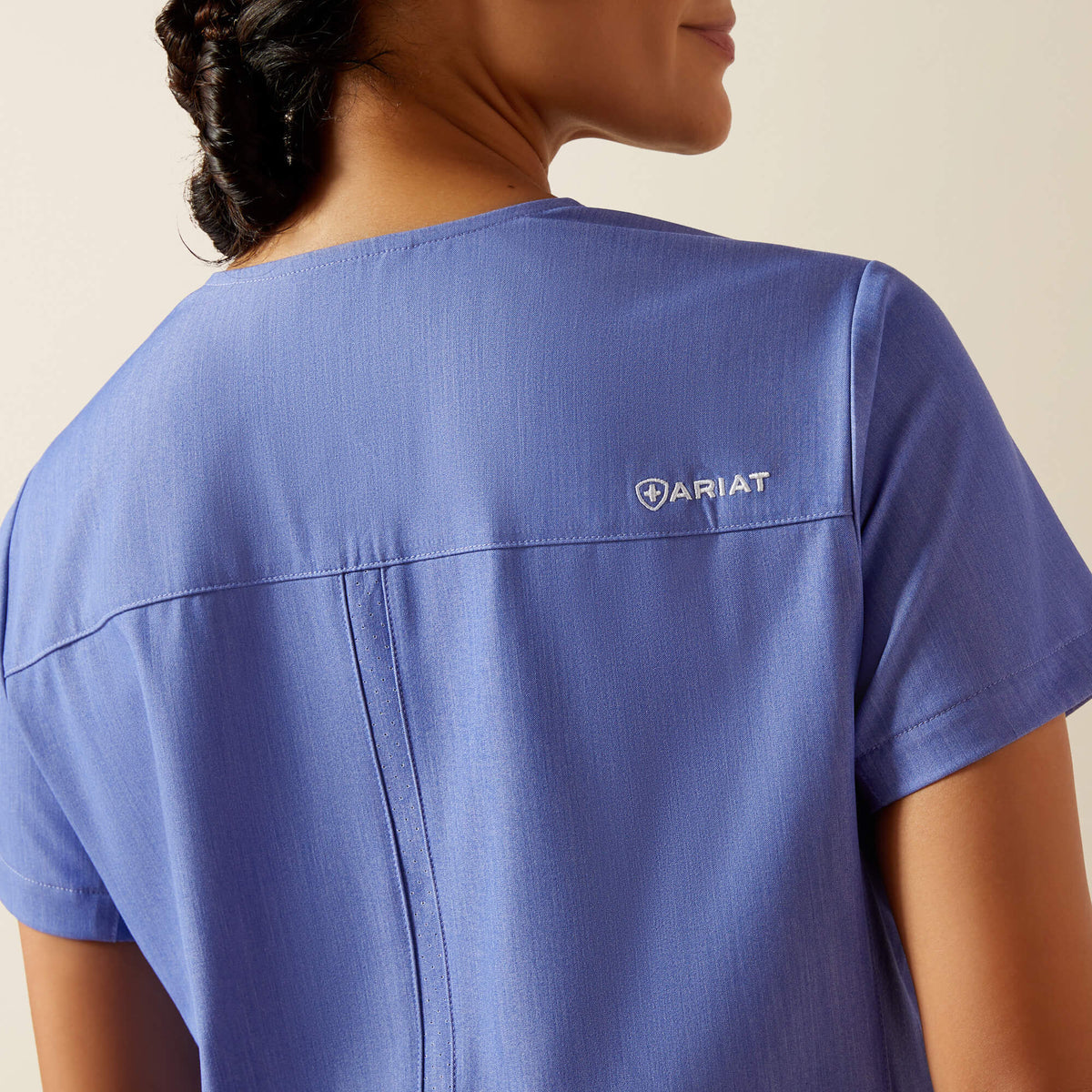 Ariat Everyday Clara 6 Pocket Scrub Top