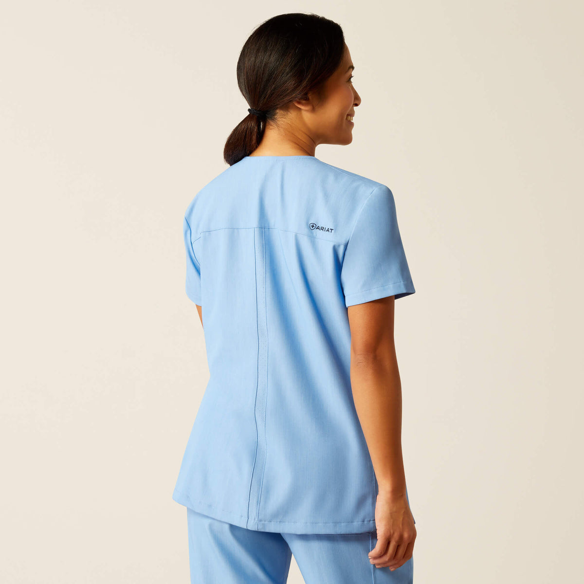Ariat Premium Clara 6 Pocket Scrub Top