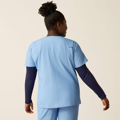 Ariat Premium Clara 6 Pocket Scrub Top