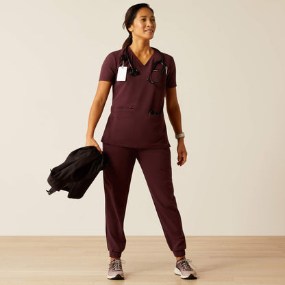 Ariat Signature Clara 6 Pocket Scrub Top