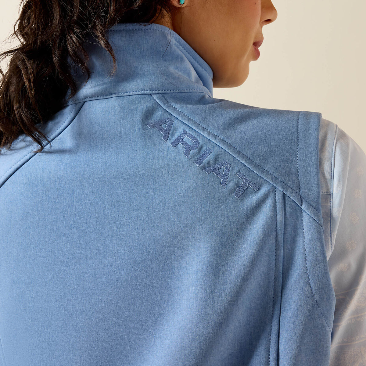 Ariat Essential Ariat Logo Softshell Vest