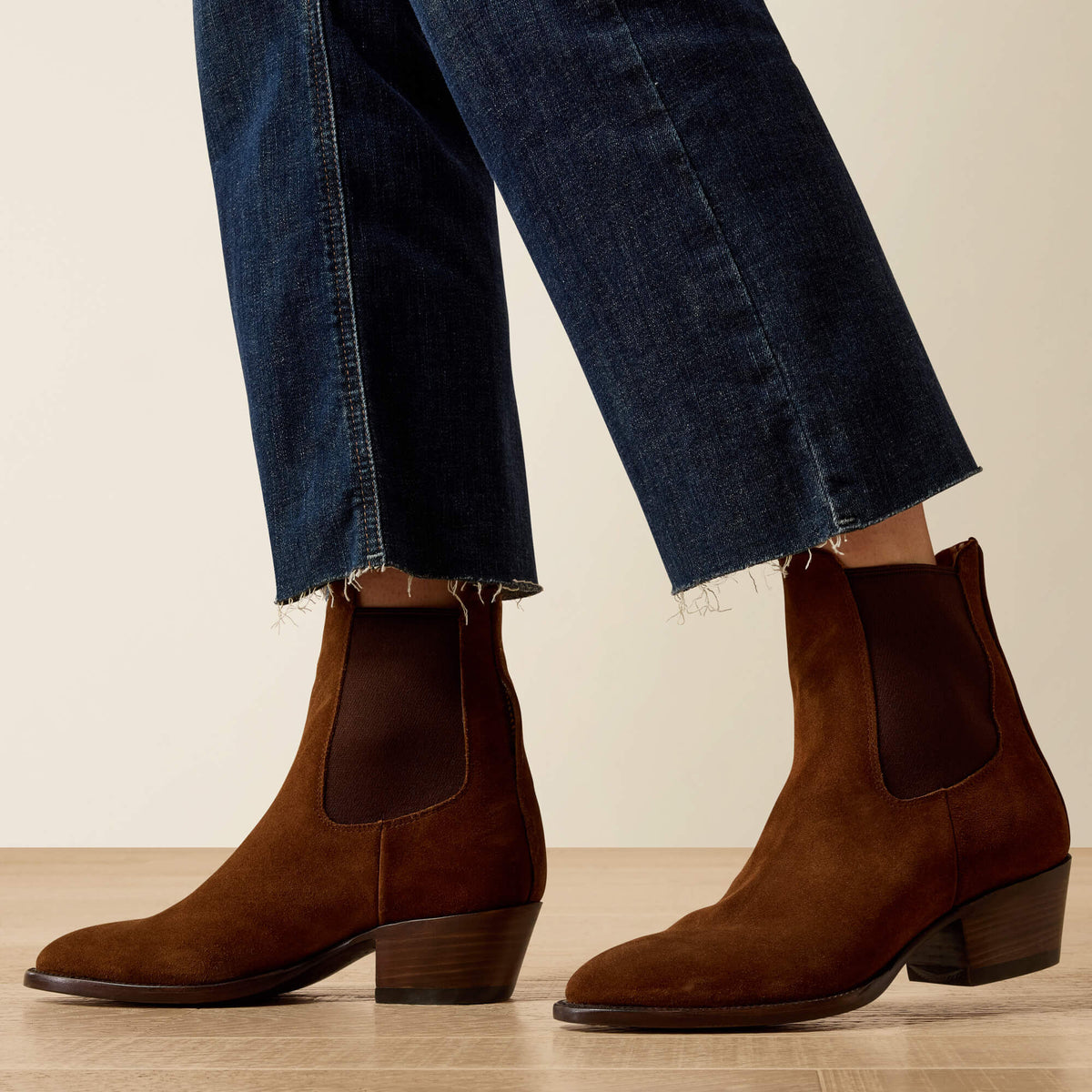 Ariat Trending Perfect Rise Lucy Kick Flare Jean