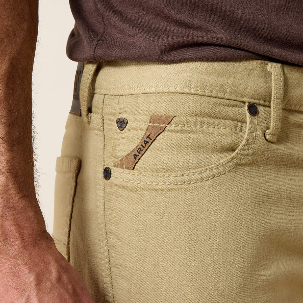 Ariat Smart Buy M7 Grizzly Straight Jean