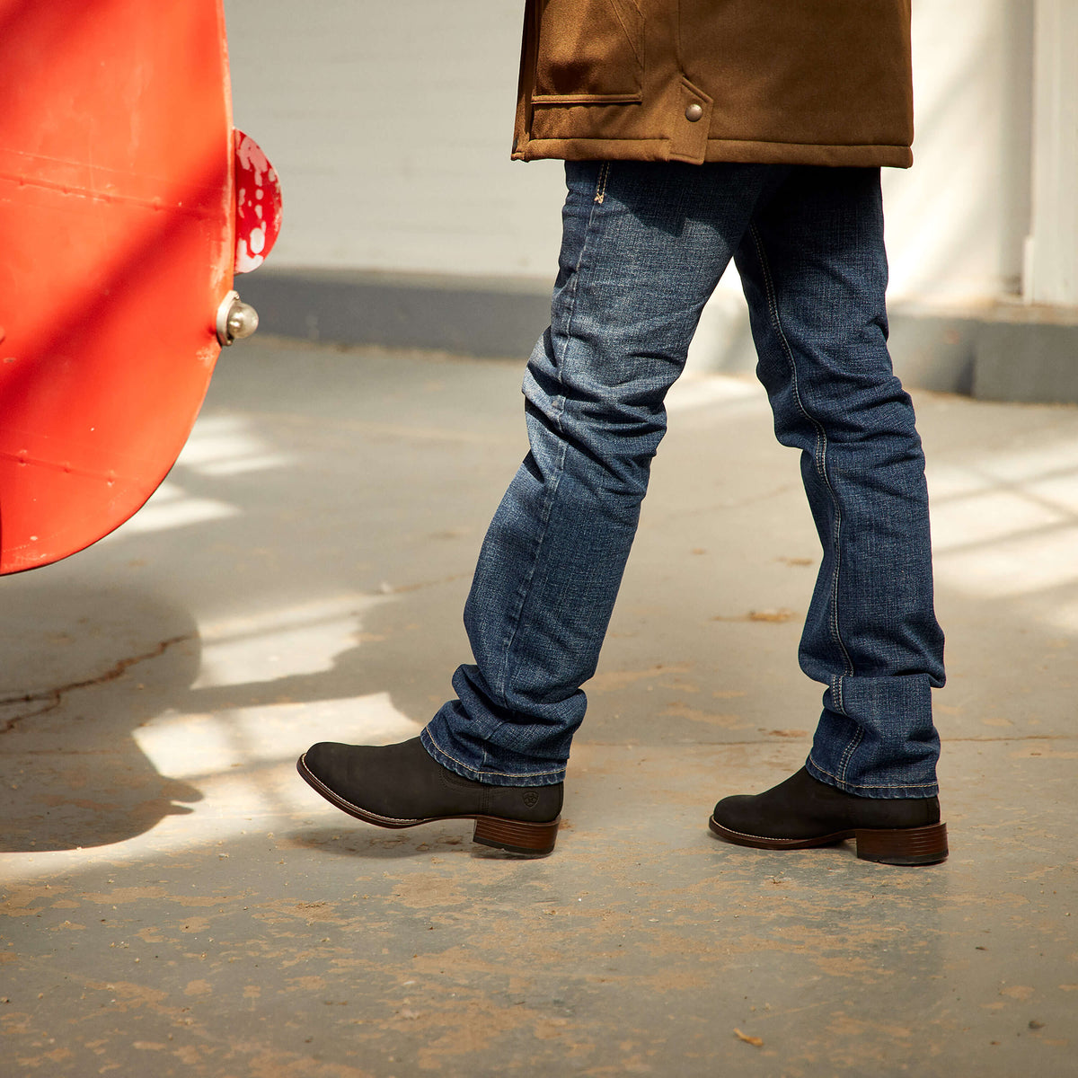 Ariat Value M8 Modern Ashton Straight Leg Jeans