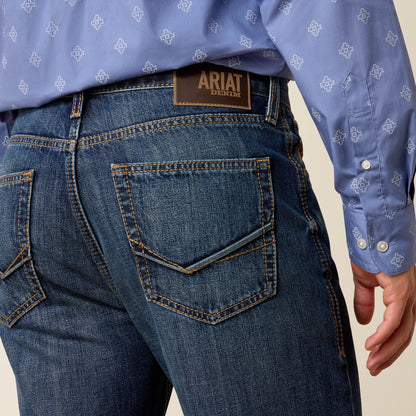 Ariat Value M7 Slim Adam Classic Rise Straight Leg Jeans