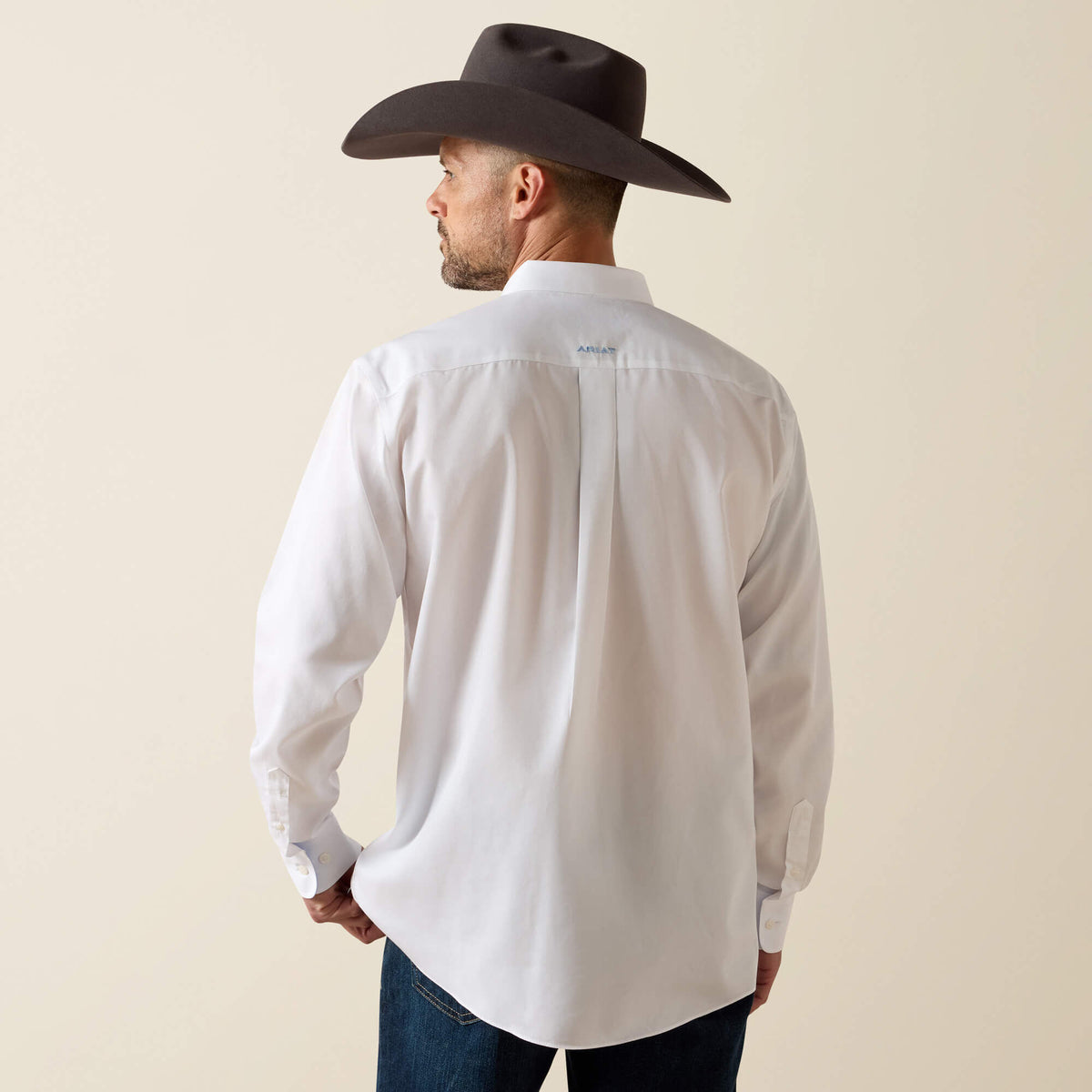 Ariat Recommended Wrinkle Free Solid Classic Fit Shirt