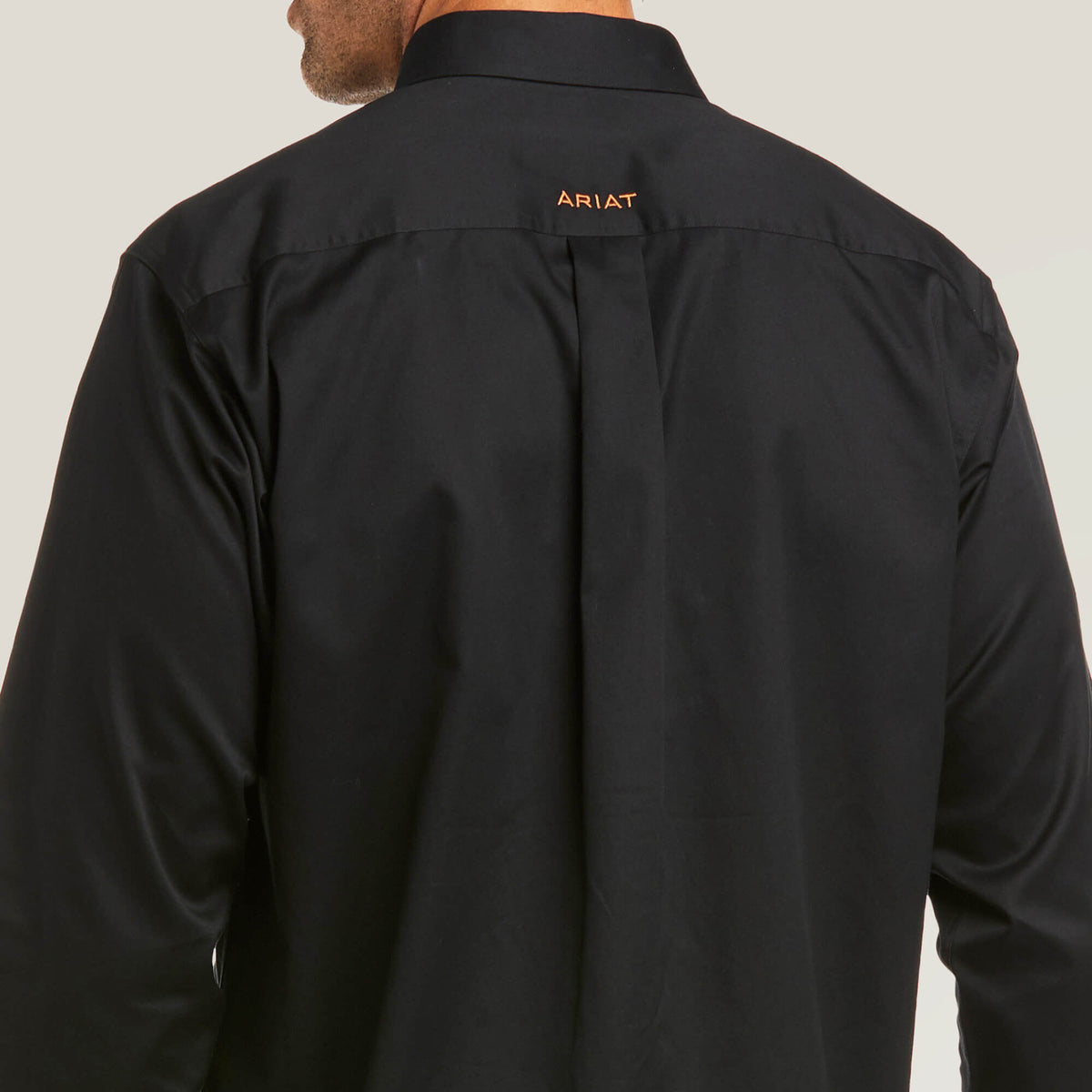 Ariat Featured Solid Twill Fitted Shirt