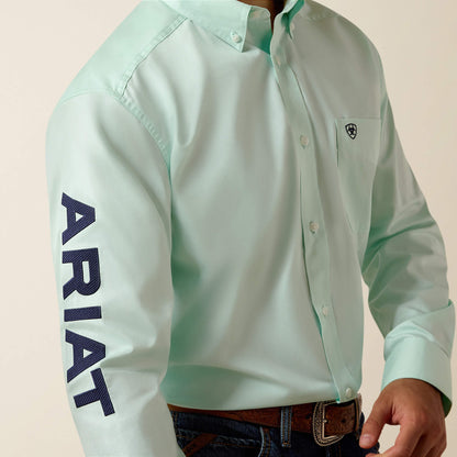 Ariat Quality Team Logo Lightweight Twill Classic Fit Shirt
