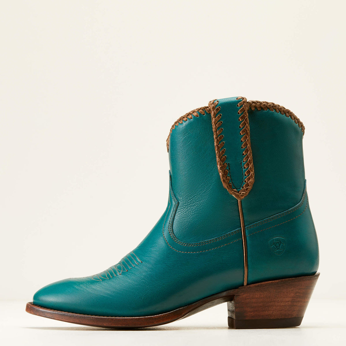 Ariat Essential Sterling Cora Western Boot