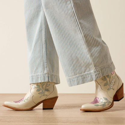 Ariat Exclusive Ultra High Rise Jazmine Wide Leg Jeans