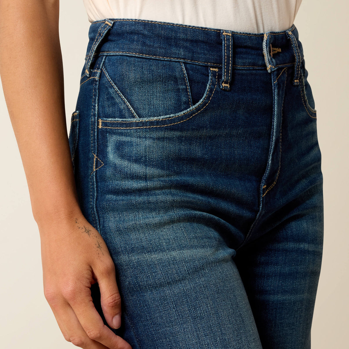 Ariat Classic Ultra High Rise Penelope Wide Leg Jeans