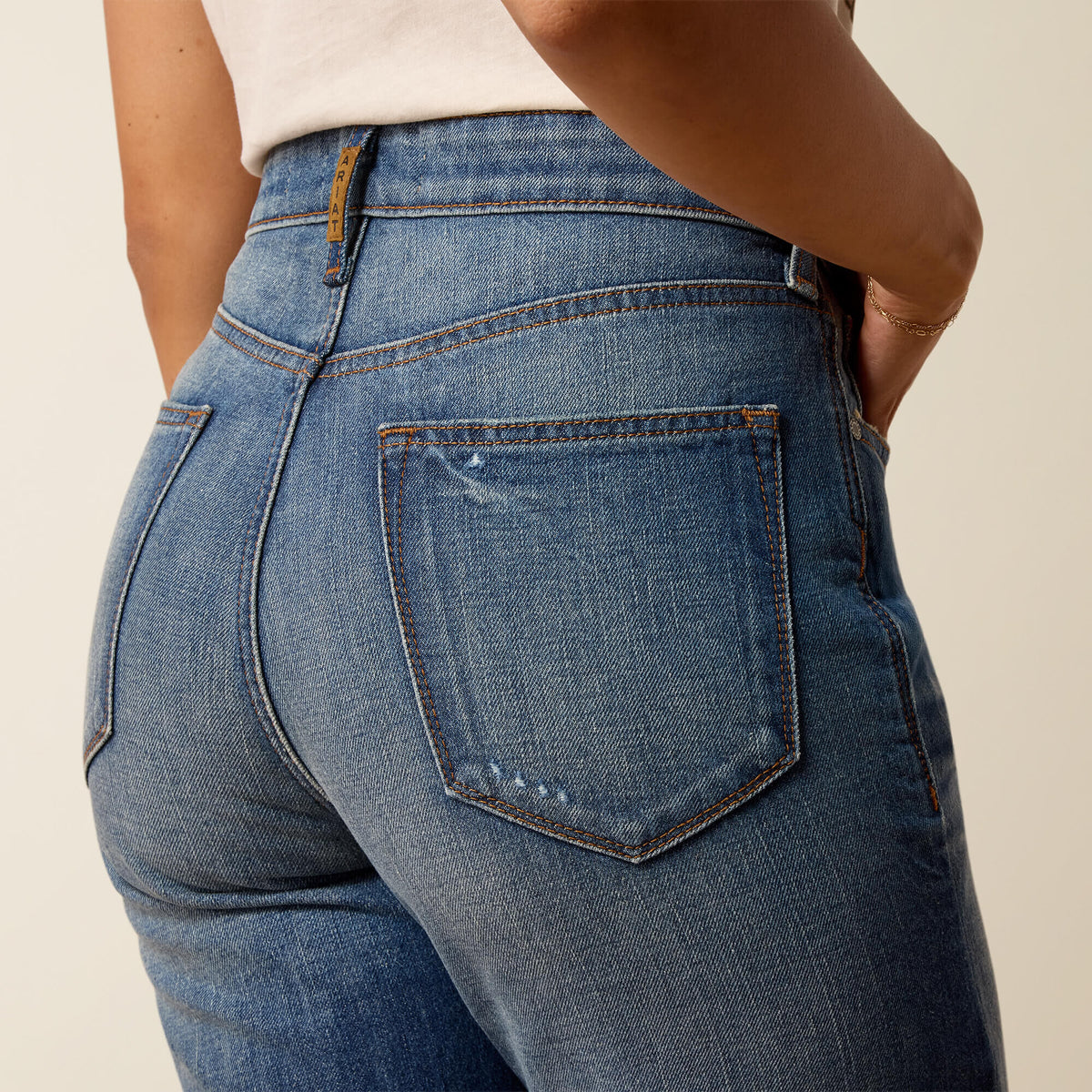Ariat Quality Ultra High Rise Relaxed Tomboy Straight Leg Jeans