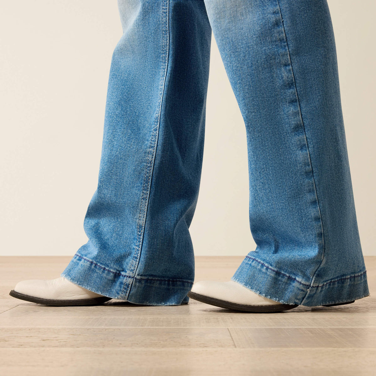 Ariat Great Value Mid Rise Clara Trouser Jeans