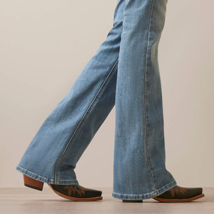 Ariat New R.E.A.L. Perfect Rise Arrow Fit Penelope Boot Cut Jean