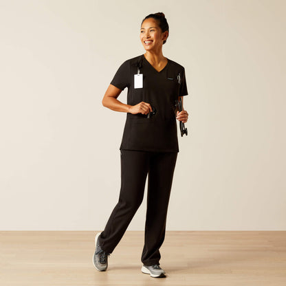 Ariat Smart Buy Clara 6 Pocket Scrub Top