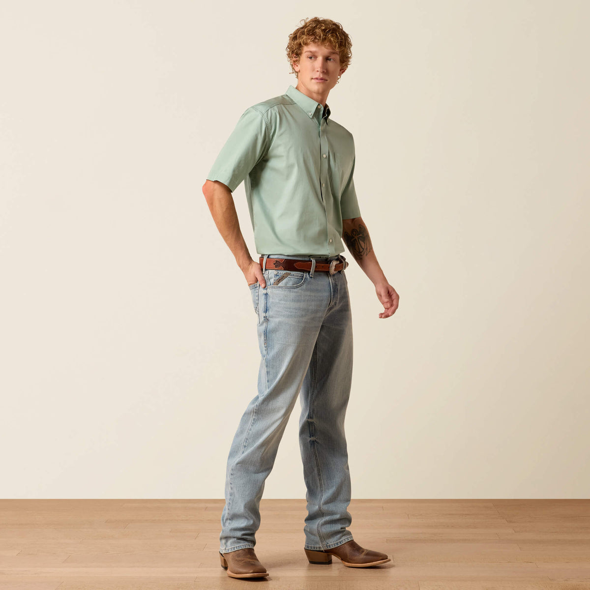 Ariat Deals Lightweight Twill Classic Fit Shirt