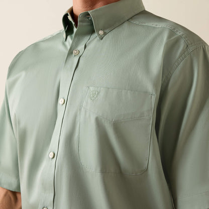 Ariat Deals Lightweight Twill Classic Fit Shirt